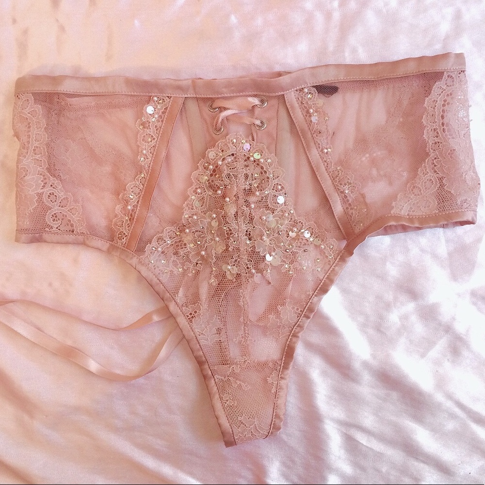 ❤️ VS Designer Collection Rose Set - Picture 4 of 8